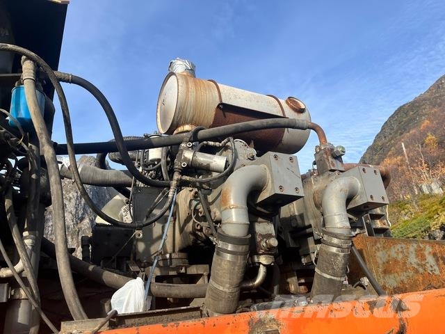 Hitachi Zx850H Beltegraver