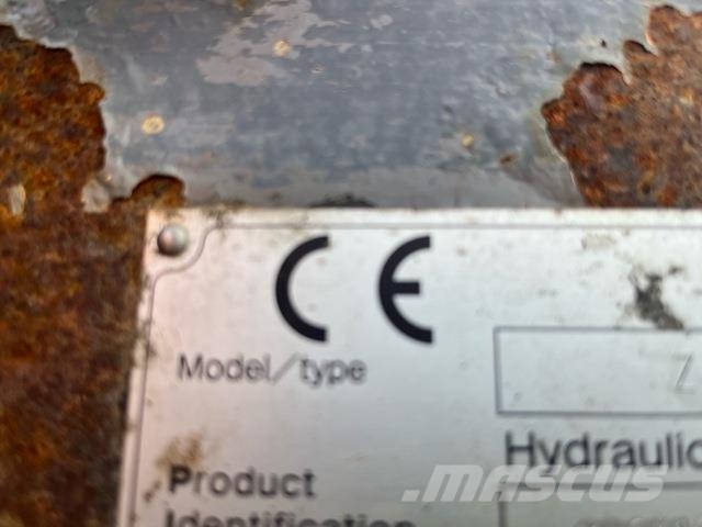 Hitachi Zx850H Beltegraver