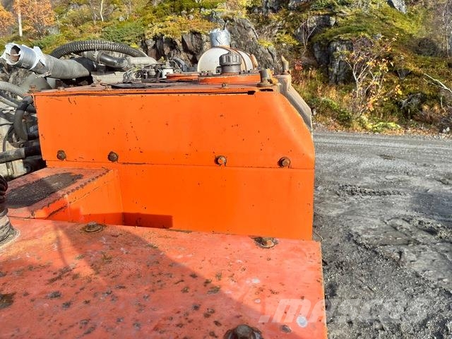 Hitachi Zx850H Beltegraver