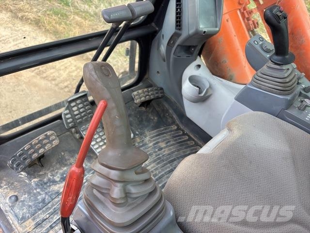 Hitachi ZX870H-3 Crawler excavators