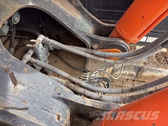 Hitachi ZX870H-3 Crawler excavators