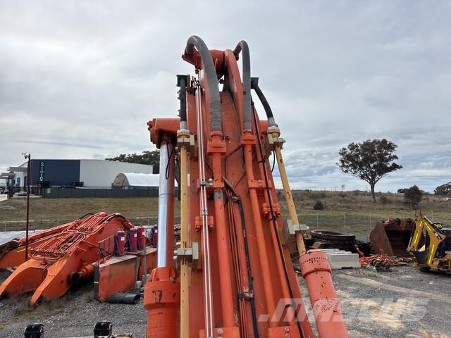 Hitachi ZX870H-3 Crawler excavators