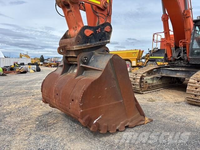 Hitachi ZX870H-3 Crawler excavators