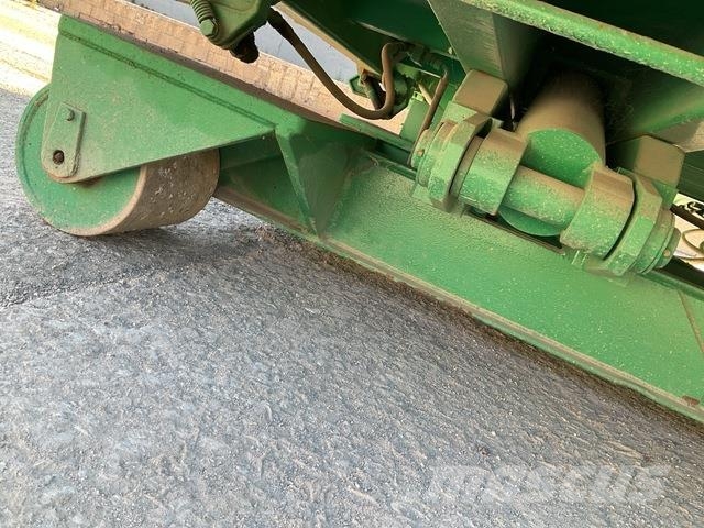 Hooklift Dump Body Chasis y suspención