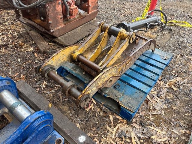  Hydraulic Excavator Thumb - Fits Cat 314 Kāpurķēžu ekskavatori