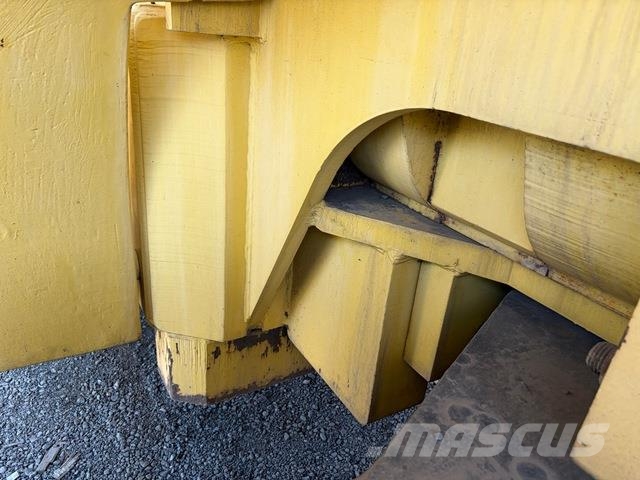 Hyster H48.00E-16CH Reachstackers