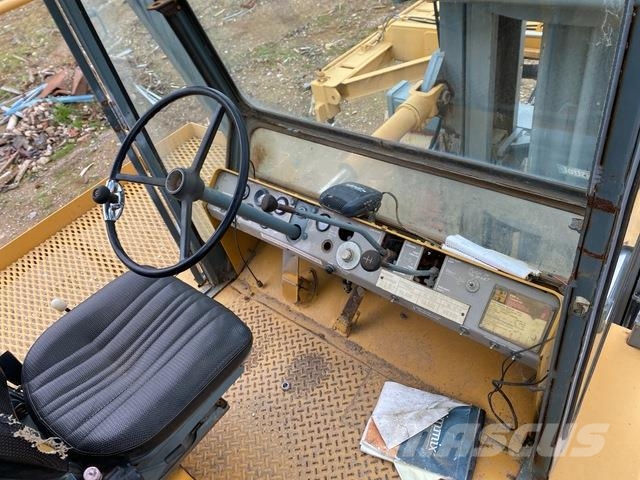 Hyster H800A Counterbalance Kontinkäsittelytrukit