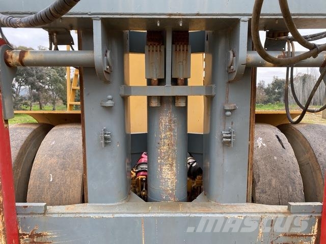Hyster H800A Counterbalance Kontinkäsittelytrukit