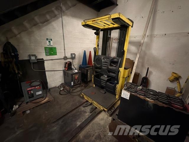 Hyster R30XMS2 Plocktruck, mediumlyftande