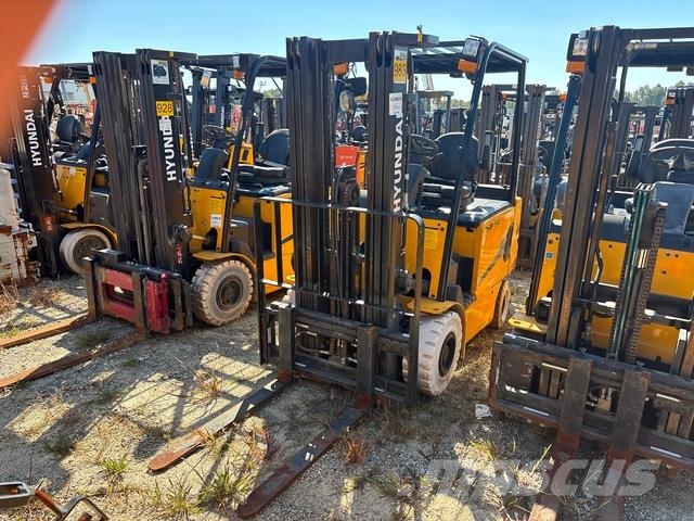Hyundai 25B-9U شاحنات ذات رافعات شوكية تعمل بالكهرباء