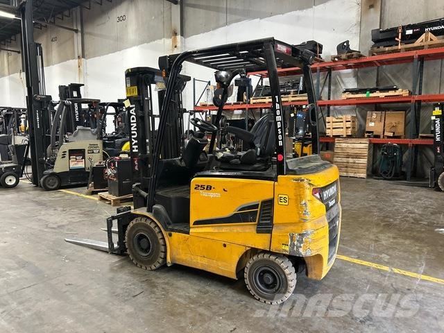 Hyundai 25B-9U Electric forklifts