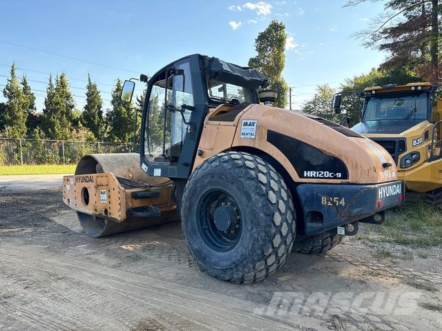 Hyundai HR120C-9 Trilrolwalsen