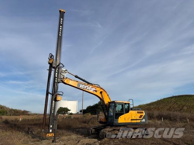 Hyundai HX220L Foreuse