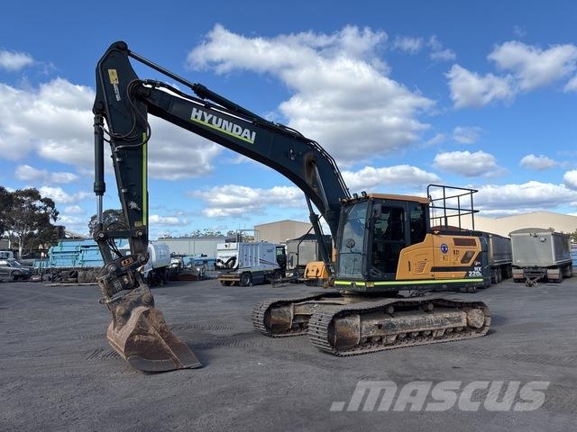 Hyundai HX220LT3 Crawler excavators