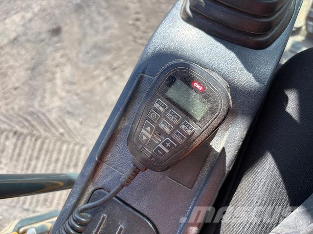 Hyundai HX220LT3 Crawler excavators