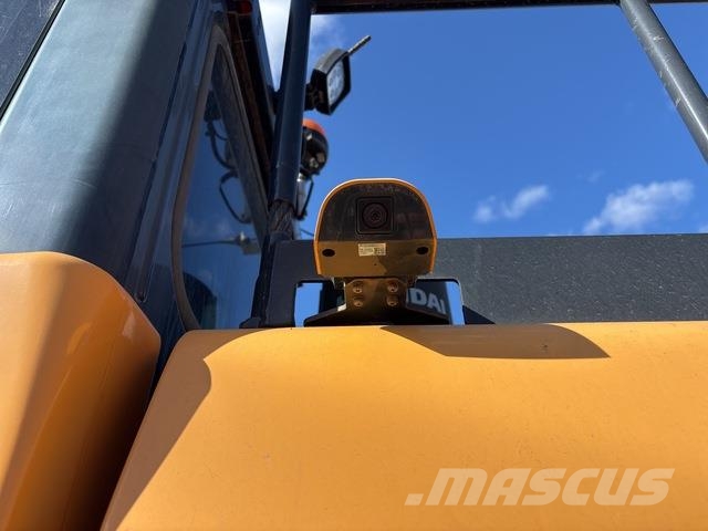 Hyundai HX220LT3 Crawler excavators