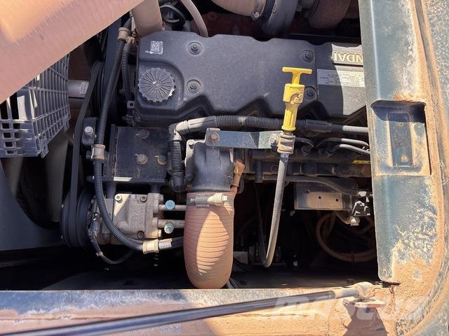 Hyundai HX220LT3 Crawler excavators