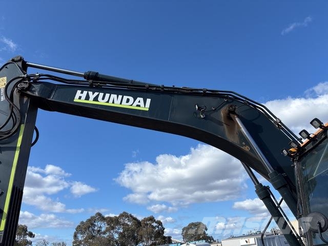 Hyundai HX220LT3 Crawler excavators