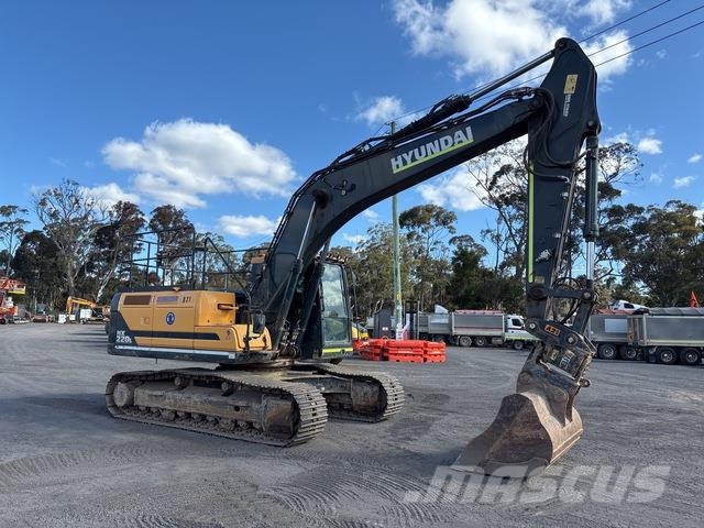 Hyundai HX220LT3 Crawler excavators