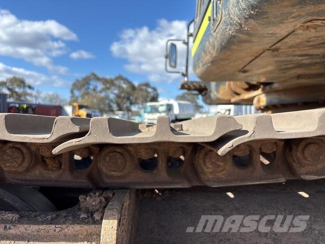 Hyundai HX220LT3 Crawler excavators