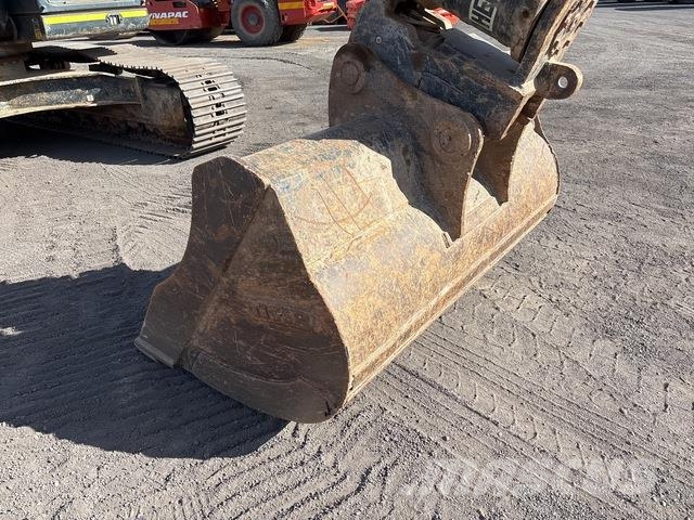 Hyundai HX220LT3 Crawler excavators