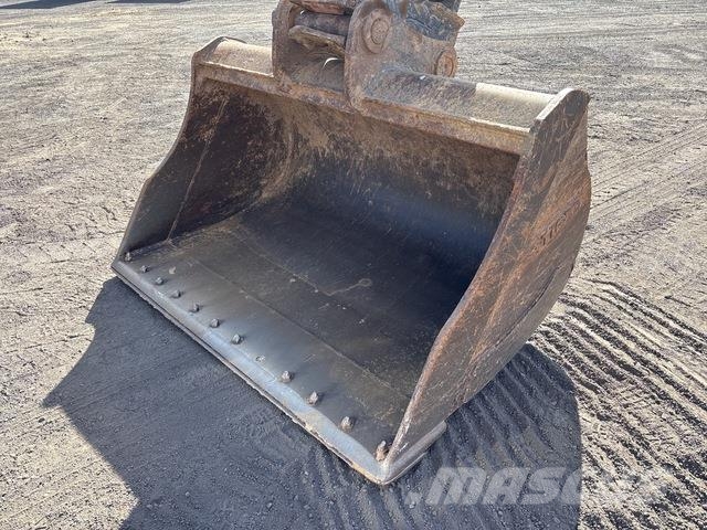 Hyundai HX220LT3 Crawler excavators