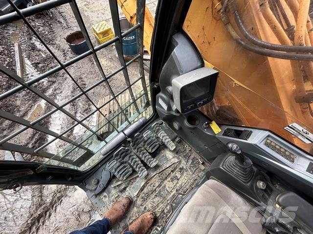 Hyundai Robex 140LC-9 Crawler excavators