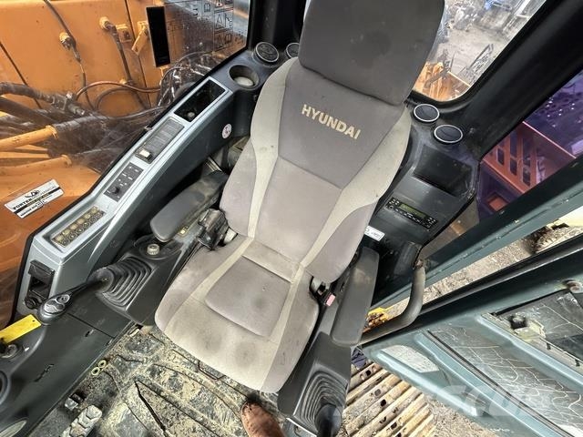 Hyundai Robex 140LC-9 Crawler excavators