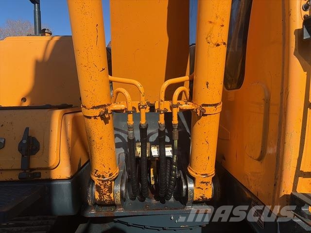 Hyundai Robex 140LC-9 Pelle sur chenilles