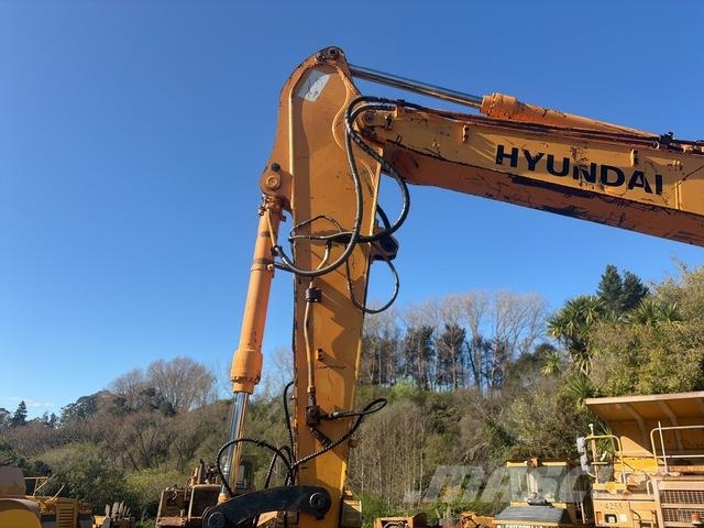 Hyundai Robex 140LC-9 Pelle sur chenilles