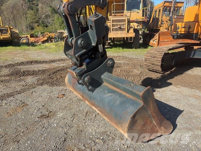 Hyundai Robex 140LC-9 Pelle sur chenilles