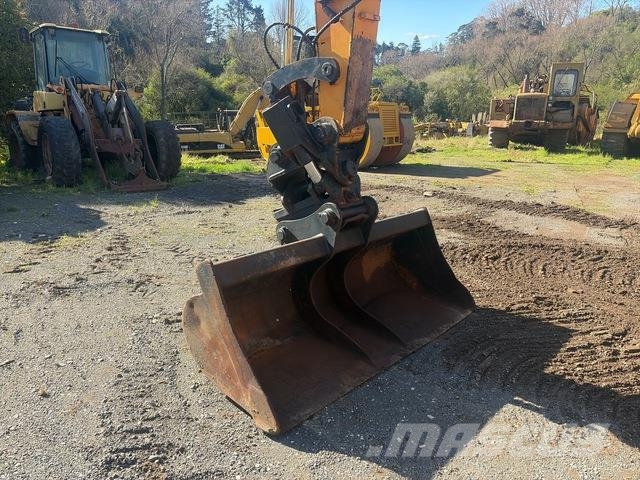 Hyundai Robex 140LC-9 Pelle sur chenilles