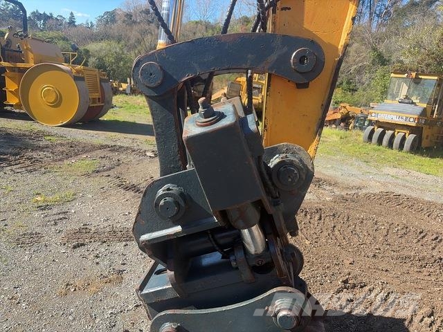 Hyundai Robex 140LC-9 Pelle sur chenilles