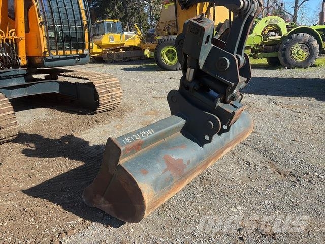 Hyundai Robex 140LC-9 Pelle sur chenilles