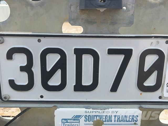 Ifor Williams Autonkuljetusperävaunut