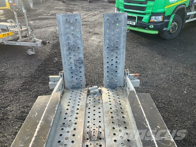 Indespension Vehicle transport trailers