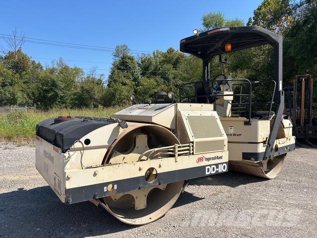 Ingersoll Rand DD-110 Tandemjyrät