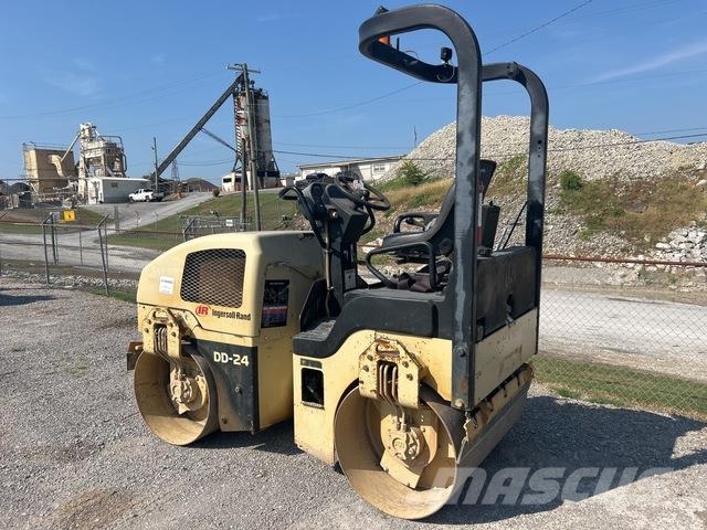 Ingersoll Rand DD-24 Tandemové válce