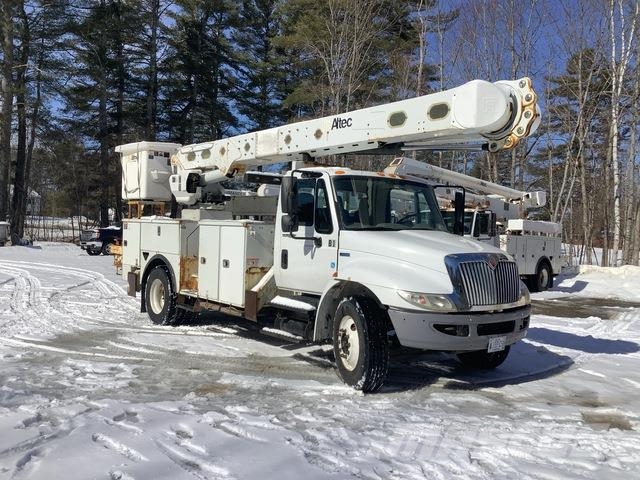 International 4300 LKW-Arbeitsbühnen
