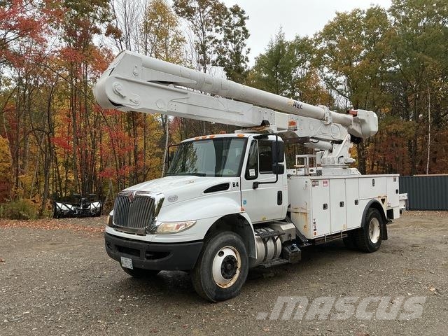 International 4300 LKW-Arbeitsbühnen