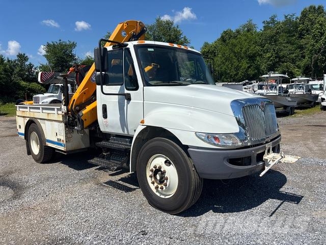 International 4300 Citi