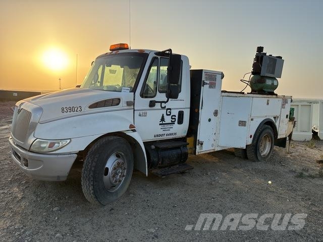International 4300 Komunálne / Multi-úžitkové vozidlá