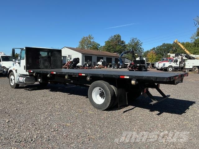 International 4300 Autobasculanta