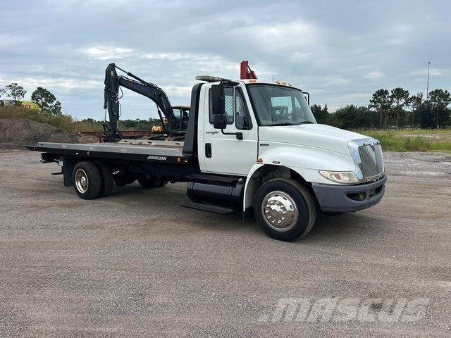 International 4300 Bergingsbiler