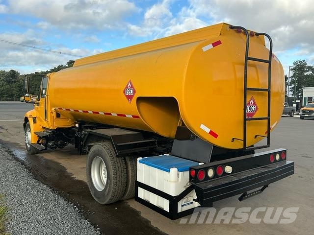 International 4300 Tankbiler