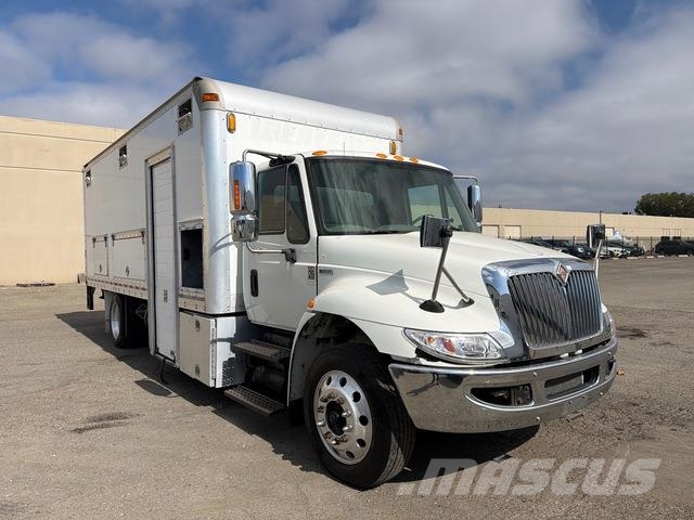 International 4300 Automobilinės cisternos