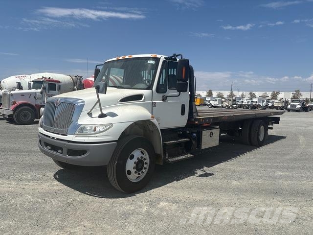 International 4300 SBA Vyslobodzovacie vozidlá