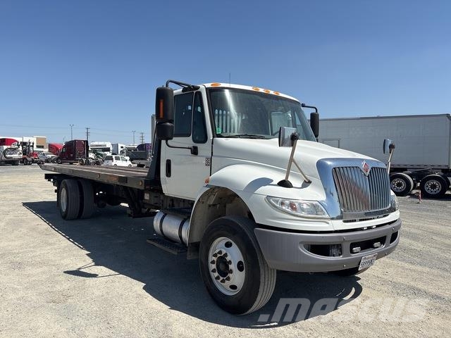 International 4300 SBA Vyslobodzovacie vozidlá