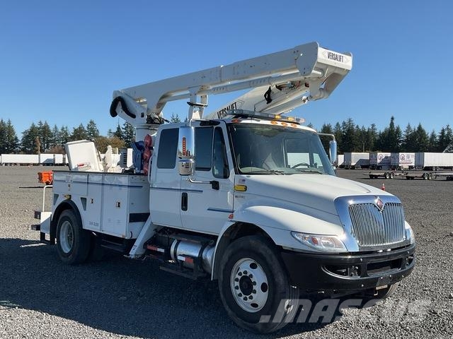 International 4300 SBA Bilmontert lift