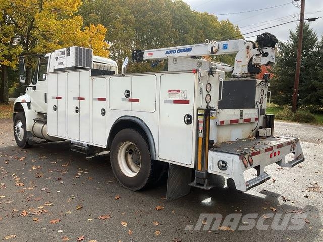 International 4400 都市/通用型車輛